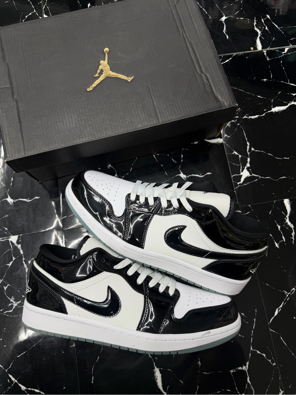 Air Jordan low